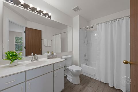 Tiny photo for 2882 Ashling Court, Schaumburg, IL 60193 (MLS # 12549301)