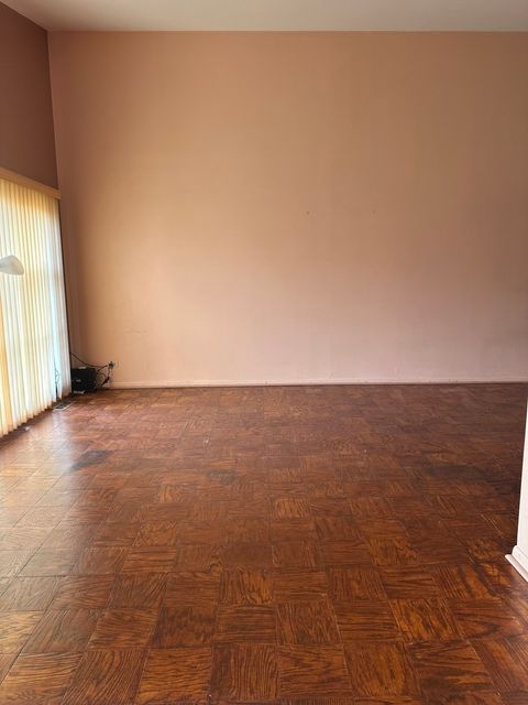 Tiny photo for 607 Enterprise Road, Chicago Heights, IL 60411 (MLS # 12587648)