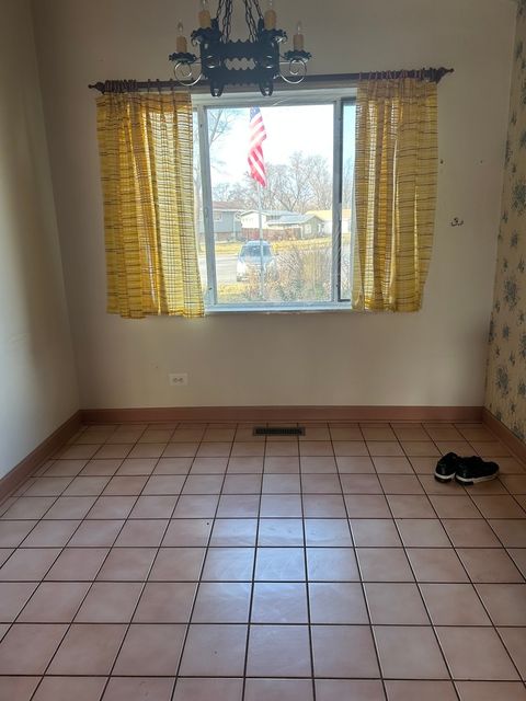 Tiny photo for 607 Enterprise Road, Chicago Heights, IL 60411 (MLS # 12587648)