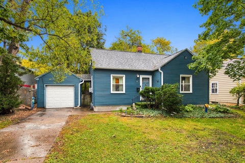 Photo of 8 S Randall Road, Aurora, IL 60506 (MLS # 12787163)