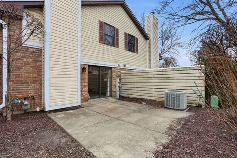 Tiny photo for 9867 Cambridge Court #B, Mokena, IL 60448 (MLS # 12587828)