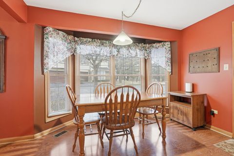 Tiny photo for 9867 Cambridge Court #B, Mokena, IL 60448 (MLS # 12587828)