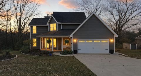 Tiny photo for 507 N Sangamon Lane, Dixon, IL 61021 (MLS # 12509838)