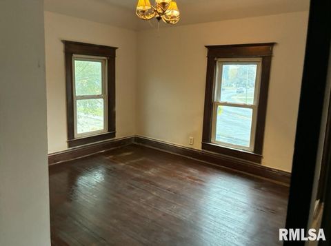 Tiny photo for 732 S MAIN Street, Kewanee, IL 61443 (MLS # QC4269474)