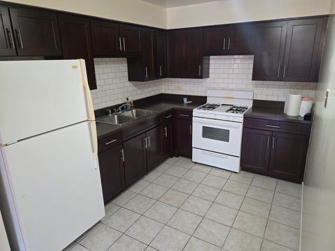 Tiny photo for 6882 W Touhy Avenue #D, Niles, IL 60714 (MLS # 12491517)