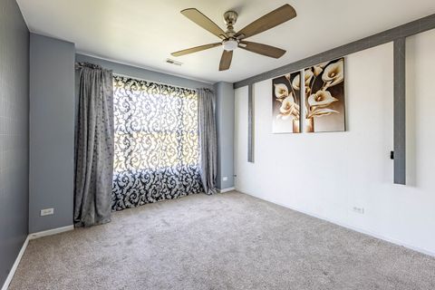 Tiny photo for 456 Wildflower Way, Bolingbrook, IL 60440 (MLS # 12636294)