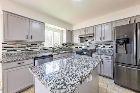 Tiny photo for 456 Wildflower Way, Bolingbrook, IL 60440 (MLS # 12636294)