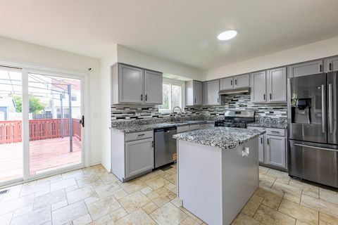 Tiny photo for 456 Wildflower Way, Bolingbrook, IL 60440 (MLS # 12636294)