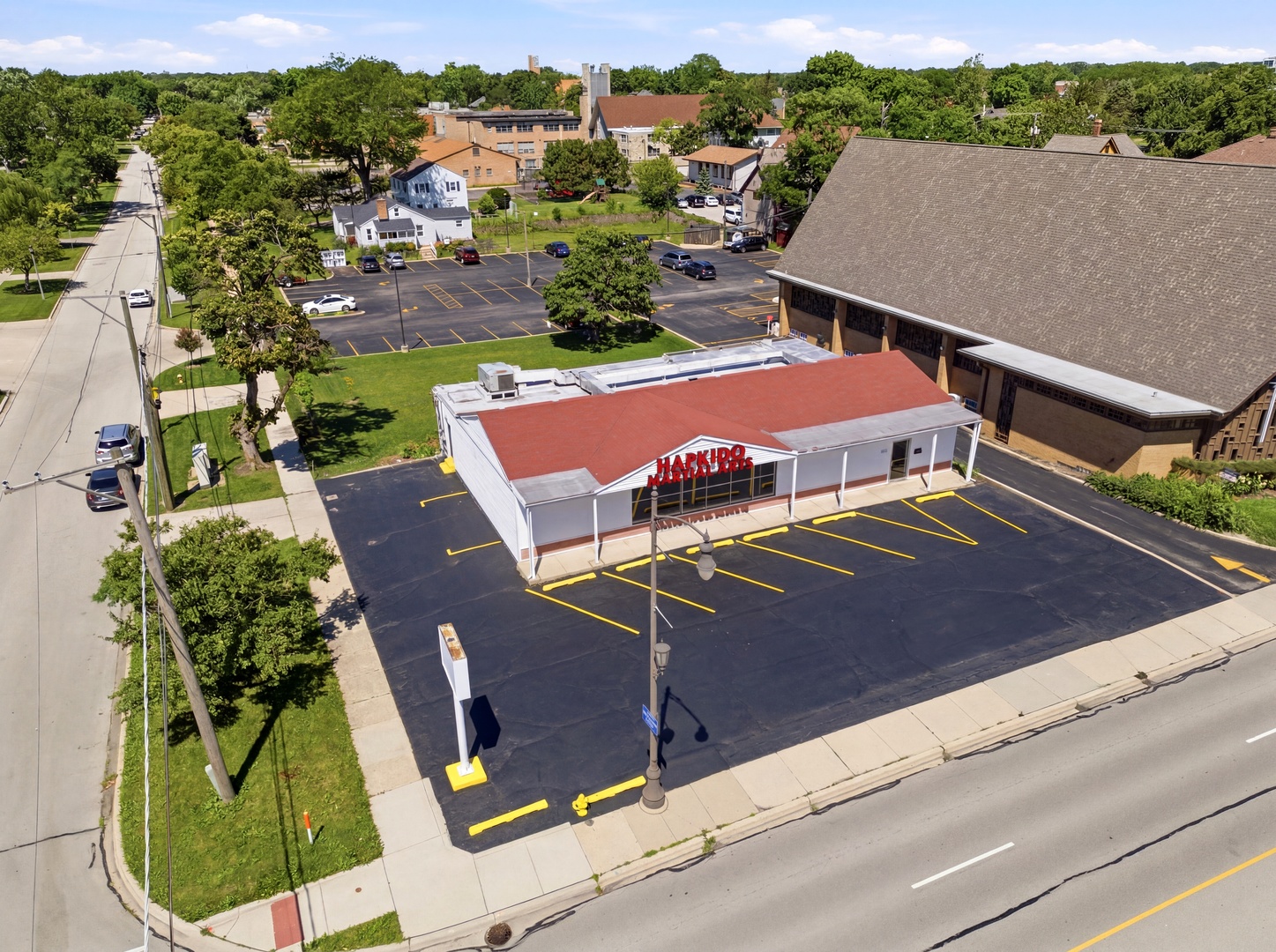 Photo 1 of 47 — 230 S Main Street, Lombard, IL 60148
