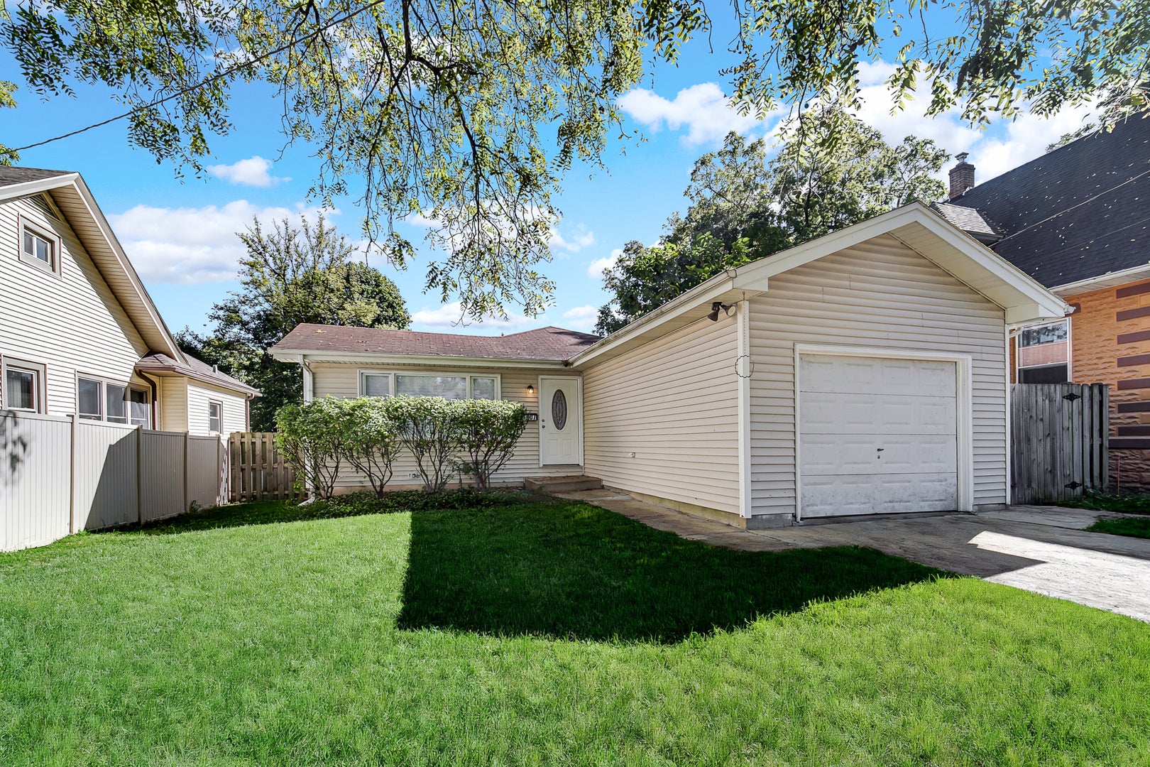 1007 Cedar Avenue