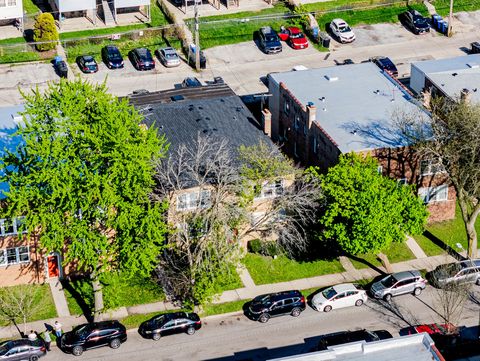 Tiny photo for 6531 N Hoyne Avenue #2S, Chicago, IL 60645 (MLS # 12628796)