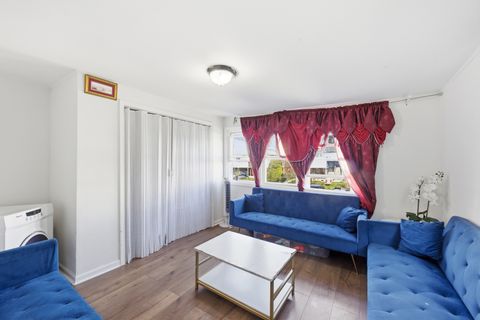 Tiny photo for 6531 N Hoyne Avenue #2S, Chicago, IL 60645 (MLS # 12628796)