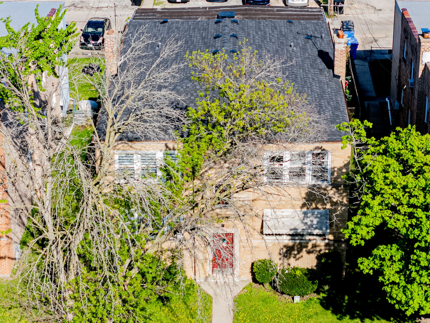 6531 N Hoyne Avenue 2S