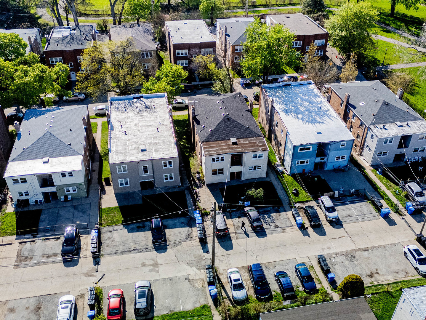 6531 N Hoyne Avenue 2S