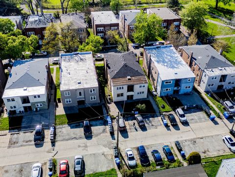 Tiny photo for 6531 N Hoyne Avenue #2S, Chicago, IL 60645 (MLS # 12628796)