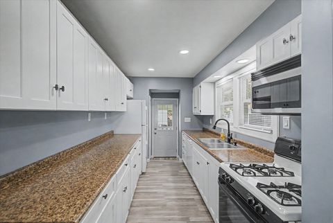 Tiny photo for 4210 E Park Lane, Decatur, IL 62521 (MLS # 12656761)