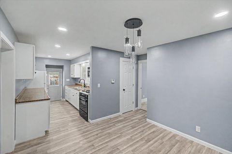 Tiny photo for 4210 E Park Lane, Decatur, IL 62521 (MLS # 12656761)
