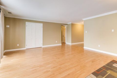 Tiny photo for 1243 E Baldwin Lane #211, Palatine, IL 60074 (MLS # 12540642)