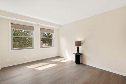 Tiny photo for 1535 Park Avenue #304, River Forest, IL 60305 (MLS # 12481804)