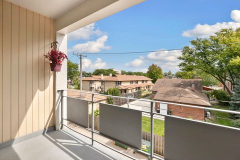 Tiny photo for 1535 Park Avenue #304, River Forest, IL 60305 (MLS # 12481804)