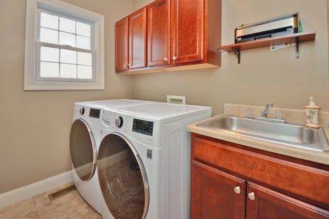 Tiny photo for 1303 Janet Drive, Bloomington, IL 61704 (MLS # 12630265)