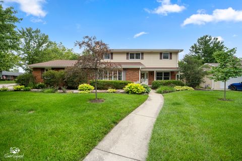 Tiny photo for 226 Meadow Wood Drive, Joliet, IL 60431 (MLS # 12689819)