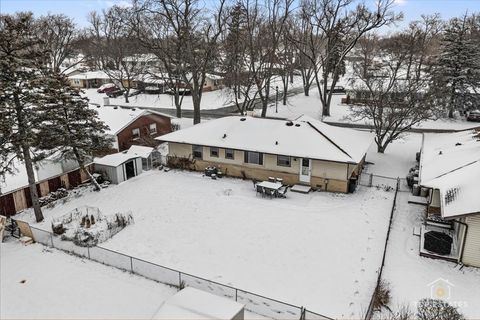 Tiny photo for 369 Bianco Drive, Elk Grove Village, IL 60007 (MLS # 12548371)