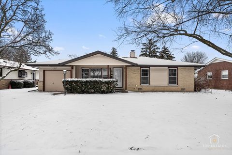 Tiny photo for 369 Bianco Drive, Elk Grove Village, IL 60007 (MLS # 12548371)