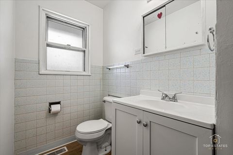 Tiny photo for 369 Bianco Drive, Elk Grove Village, IL 60007 (MLS # 12548371)