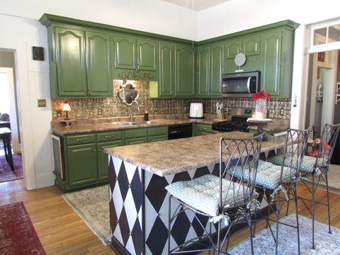 Tiny photo for 621 Girard Street, Metropolis, IL 62960 (MLS # 12569232)