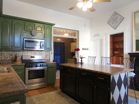 Tiny photo for 621 Girard Street, Metropolis, IL 62960 (MLS # 12569232)