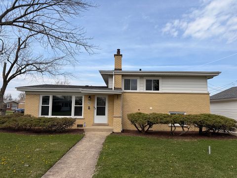Tiny photo for 191 Kathleen Lane, Chicago Heights, IL 60411 (MLS # 12621705)