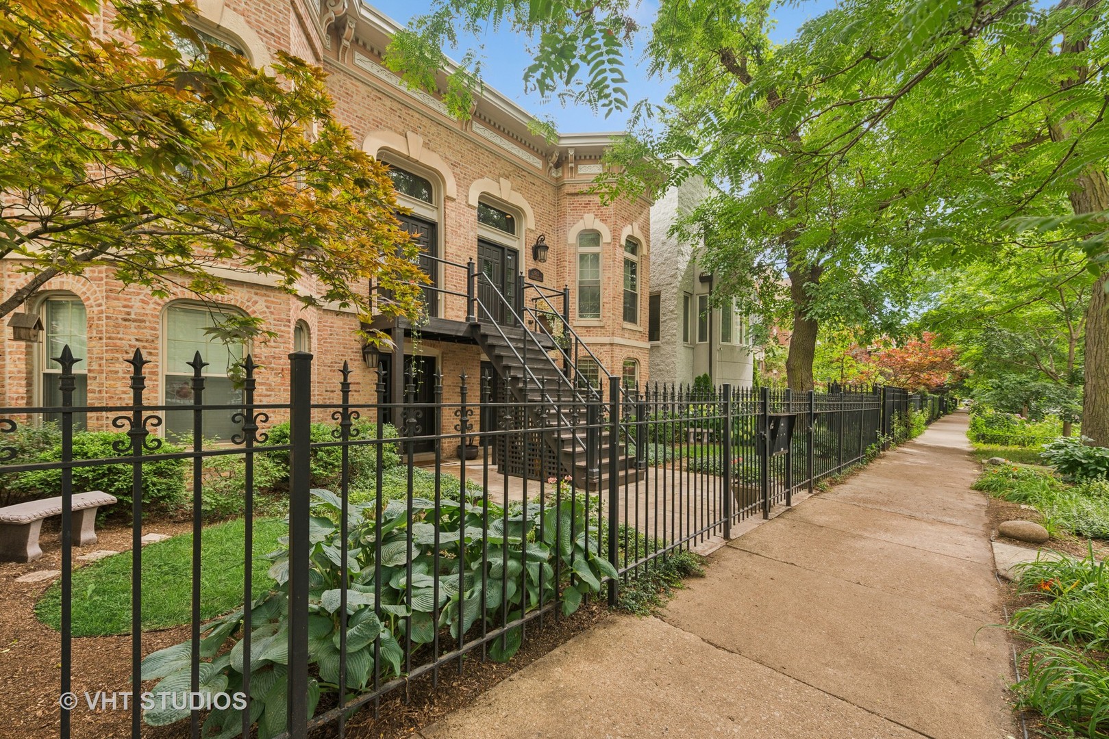 1946 W Potomac Avenue 2W