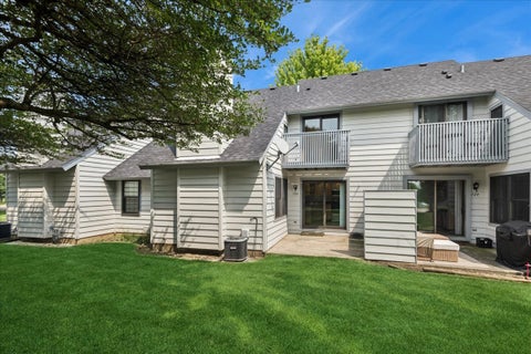 Tiny photo for 722 SHEPARD Court #-, Gurnee, IL 60031 (MLS # 12756374)
