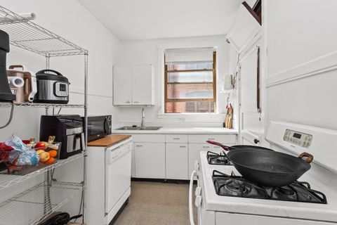 Tiny photo for 5555 S Kimbark Avenue #2, Chicago, IL 60637 (MLS # 12626834)