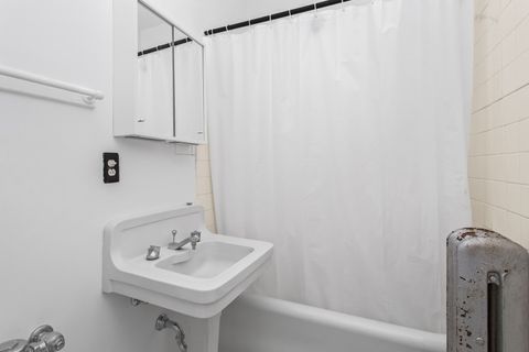 Tiny photo for 5555 S Kimbark Avenue #2, Chicago, IL 60637 (MLS # 12626834)