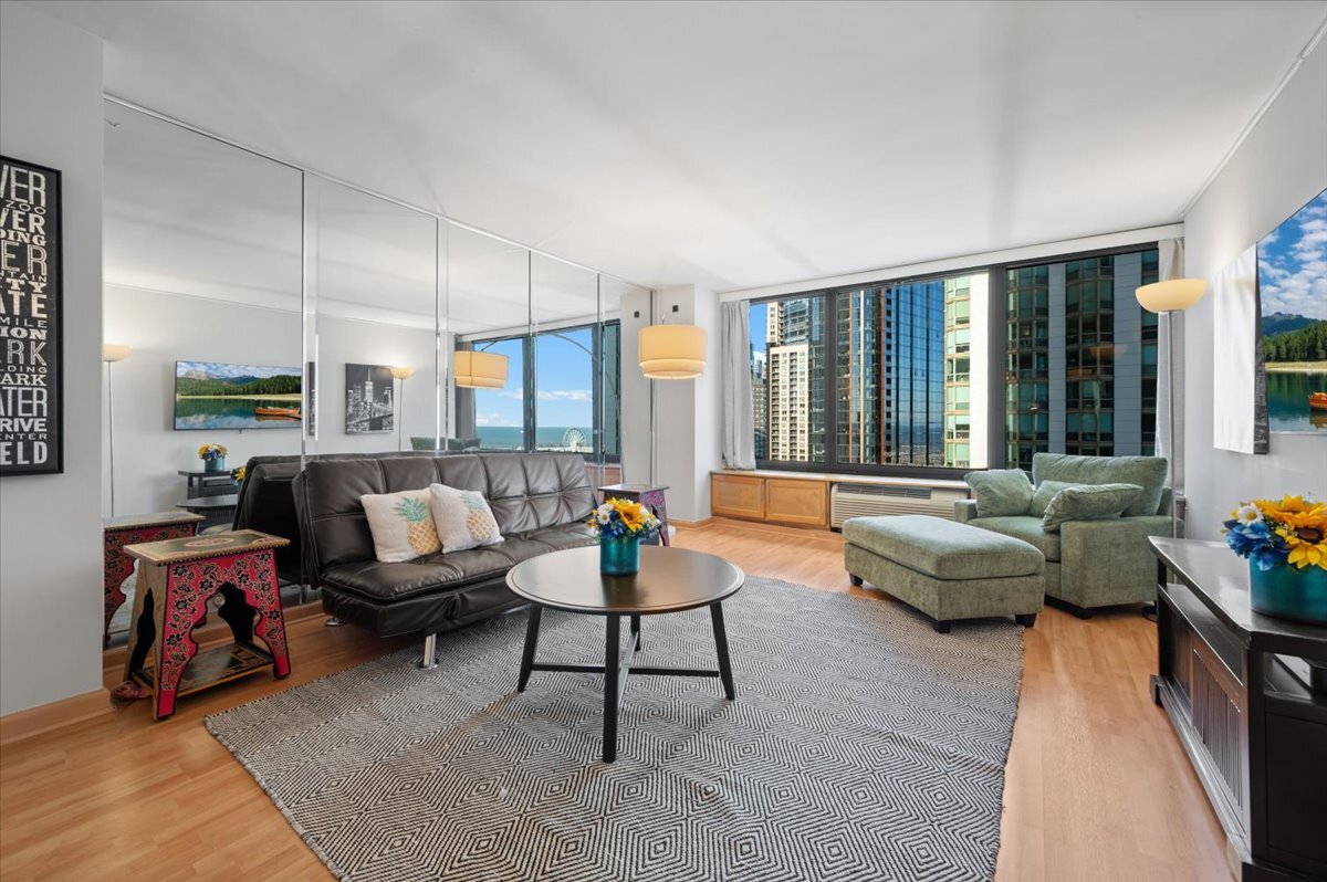 155 N Harbor Drive 2105