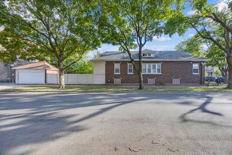 Tiny photo for 7801 S Hermitage Avenue, Chicago, IL 60620 (MLS # 12477746)