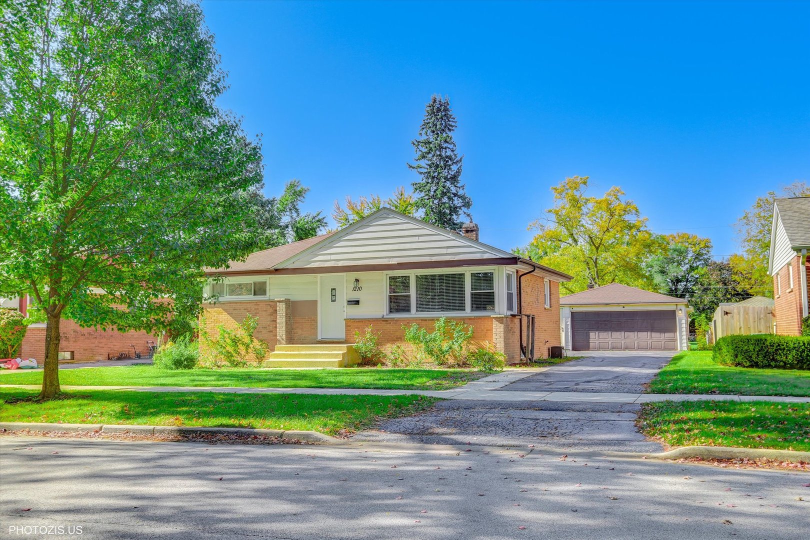 1210 Mohawk Drive