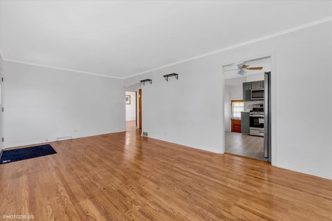 Tiny photo for 1210 Mohawk Drive, Elgin, IL 60120 (MLS # 12500224)