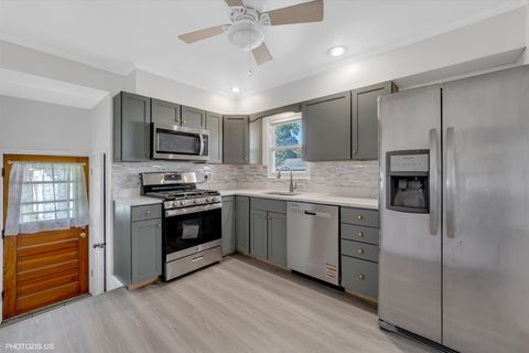 Tiny photo for 1210 Mohawk Drive, Elgin, IL 60120 (MLS # 12500224)