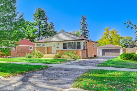 1210 Mohawk Drive Elgin IL 60120