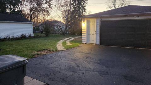 Tiny photo for 1210 Mohawk Drive, Elgin, IL 60120 (MLS # 12500224)