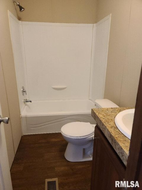 Tiny photo for 4427 HARVEY Street, Coello, IL 62825 (MLS # EB460092)