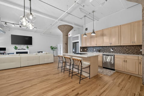 Tiny photo for 728 W Jackson Boulevard #712, Chicago, IL 60661 (MLS # 12757108)