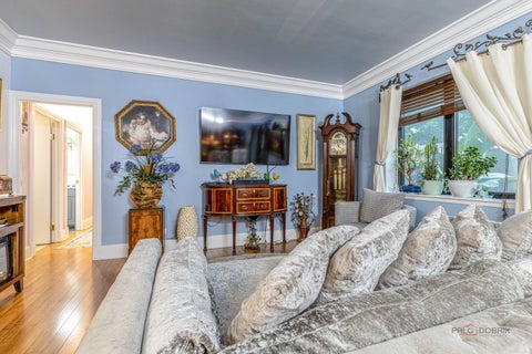 Tiny photo for 9118 W Elmwood Drive #1K, Niles, IL 60714 (MLS # 12721028)