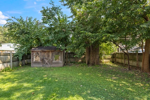 Tiny photo for 133 N Geneva Avenue, Elmhurst, IL 60126 (MLS # 12744721)