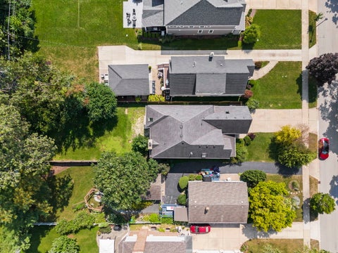 Tiny photo for 133 N Geneva Avenue, Elmhurst, IL 60126 (MLS # 12744721)