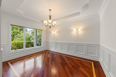Tiny photo for 133 N Geneva Avenue, Elmhurst, IL 60126 (MLS # 12744721)