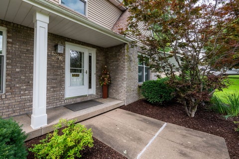 Tiny photo for 902 Idaho Avenue, Davenport, IA 52804 (MLS # 12730592)